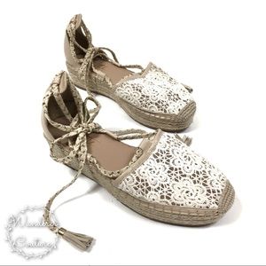 NANETTE LEPORE Flatform Ankle Wrap Espradilles